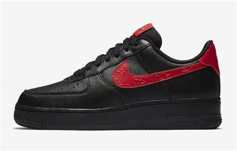 nike air force 1 heren rood zwart|air force 1 schoenen.